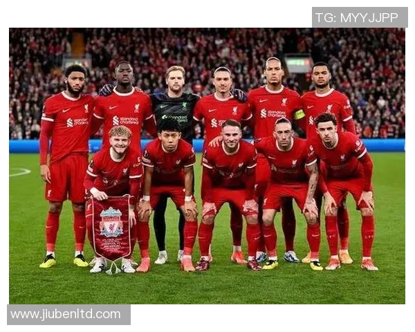 足球的基本构成要素与其在比赛中的重要作用分析